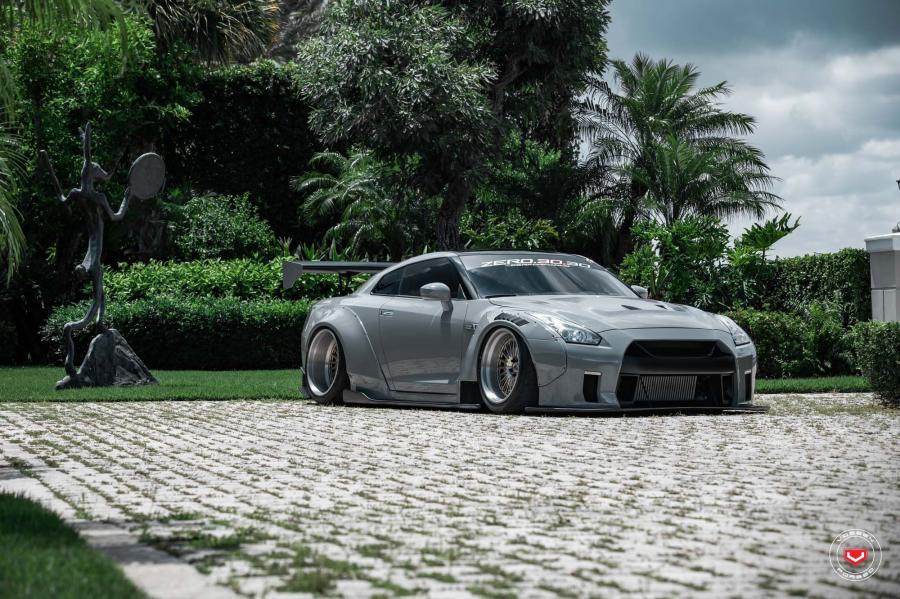  Nissan GT-R by ZERO.30.30 Performance on Vossen Wheels (ERA-3) 2018 года  (фото 1 из 16)